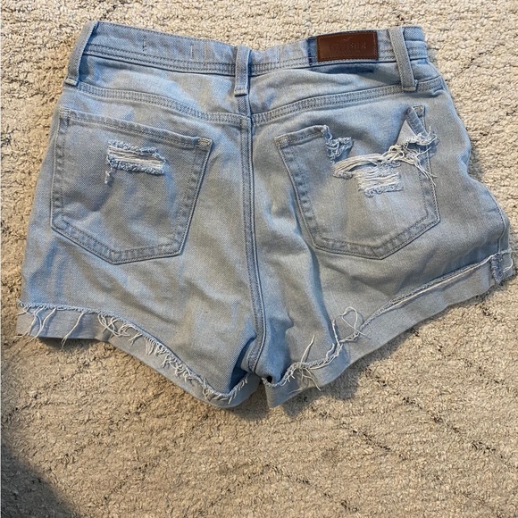 Hollister Mom Shorts - High-Rise - size 27 US - Picture 6 of 6